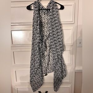 Geometric Black and White Women's Cardigan Plus Size XL